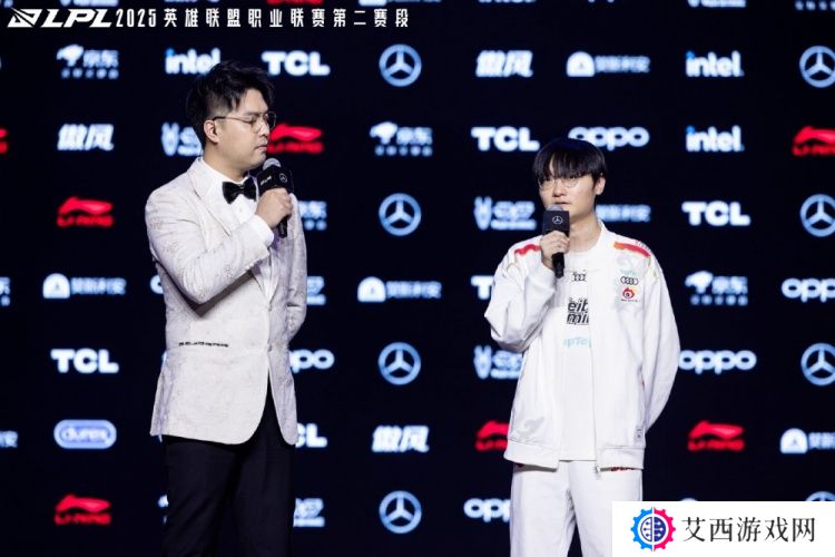 LPL发布WBG赛后返图：踏浪逐胜，赢志照亮征途